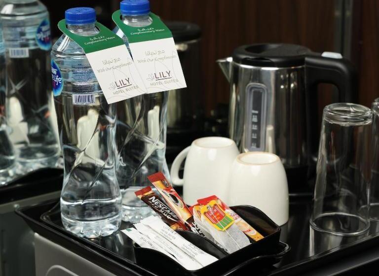 Grand Lily Hotel Suites