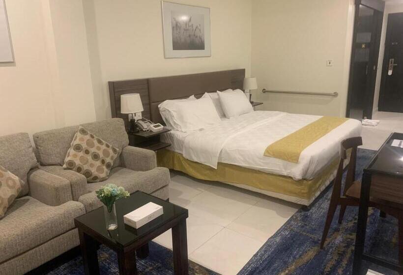 Grand Lily Hotel Suites