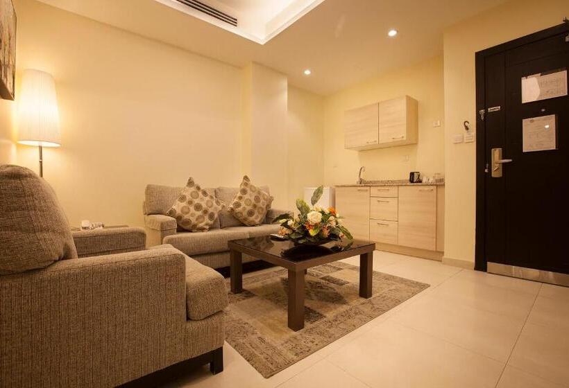 Grand Lily Hotel Suites