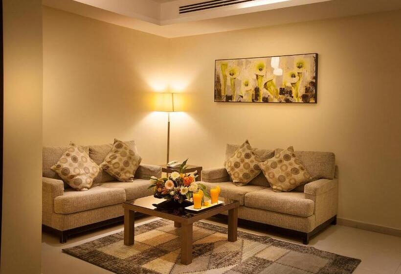 Grand Lily Hotel Suites