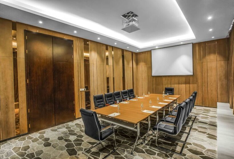 فندق Hilton Garden Inn Guiyang Yunyan