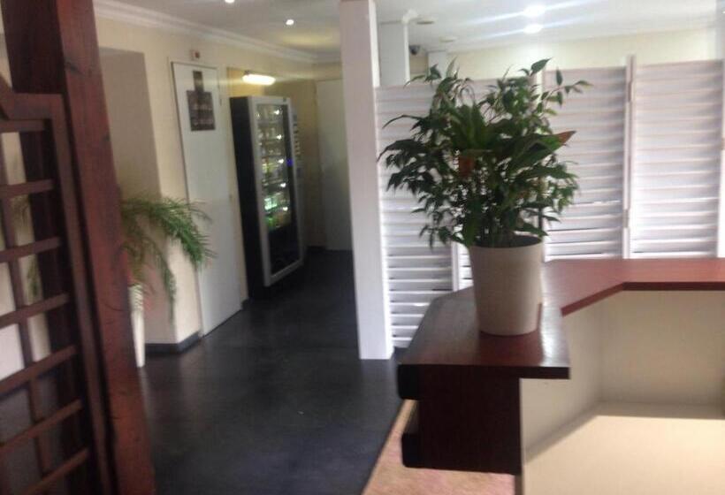 בית מלון כפרי Hôtel Akena Pierrelaye