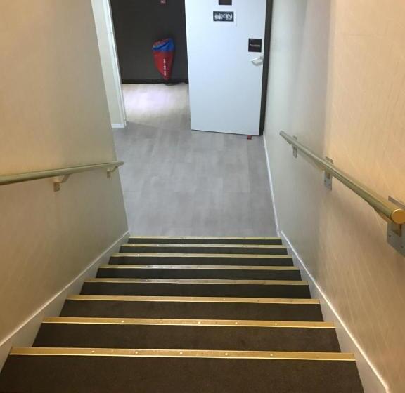 בית מלון כפרי Hôtel Akena Pierrelaye