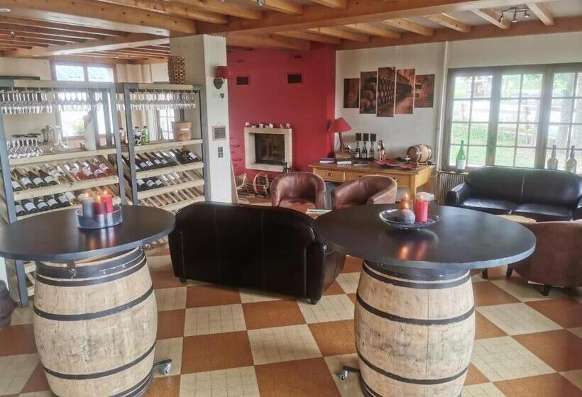 호텔 Hôtel Au Feu De Bois Bar à Vin Le 1605