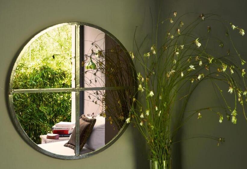 Отель Hôtel E Tre Stelle