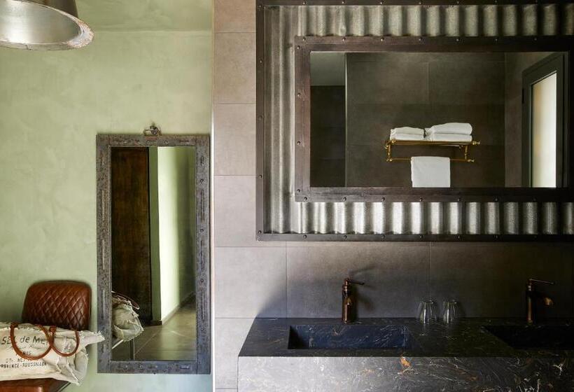 Отель Hôtel E Tre Stelle