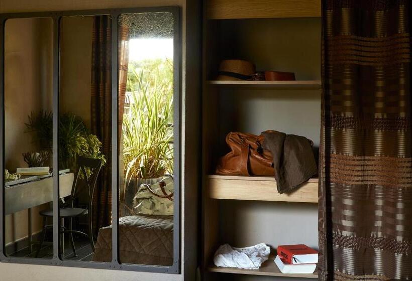 Отель Hôtel E Tre Stelle