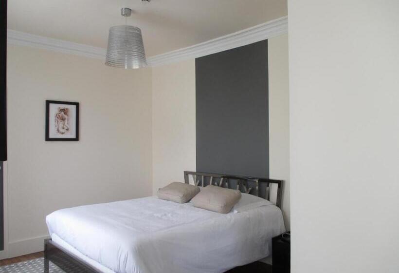 בית מלון כפרי Hôtel Le Saint Martin