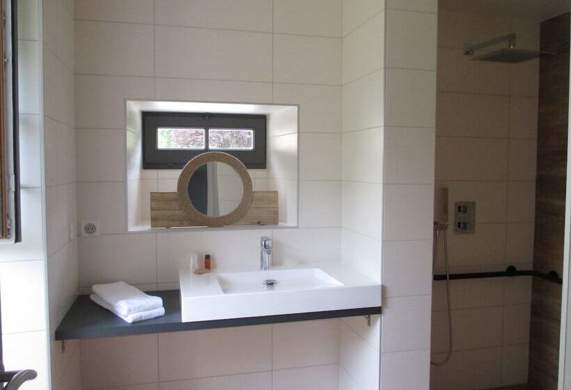 בית מלון כפרי Hôtel Le Saint Martin