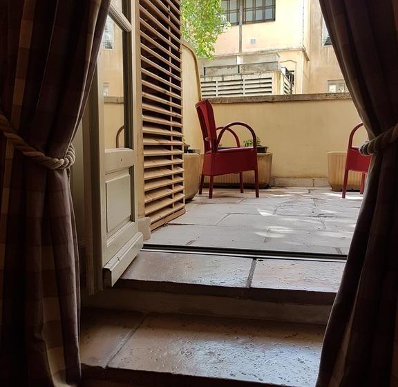 בית מלון כפרי La Bastide Du Cours