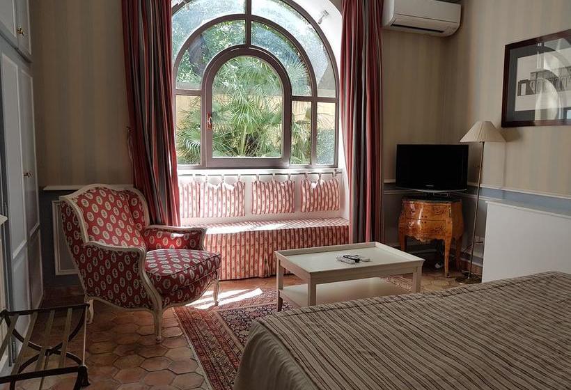 בית מלון כפרי La Bastide Du Cours