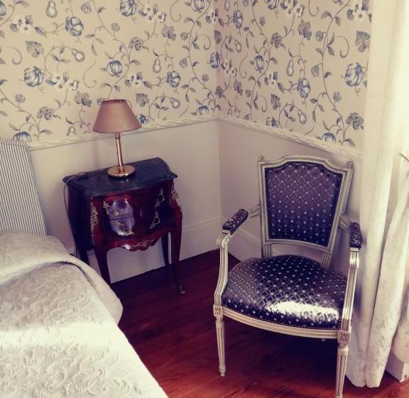 酒店 La Villa Fleurie