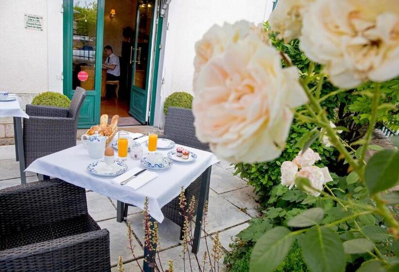 酒店 La Villa Fleurie