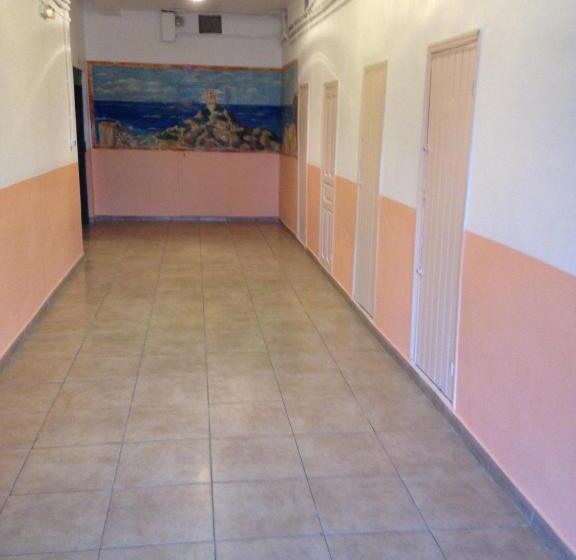 Отель Le Dauphin