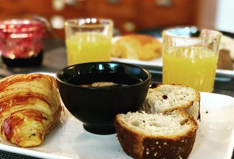 호텔 Le Midi Clermont Cournon