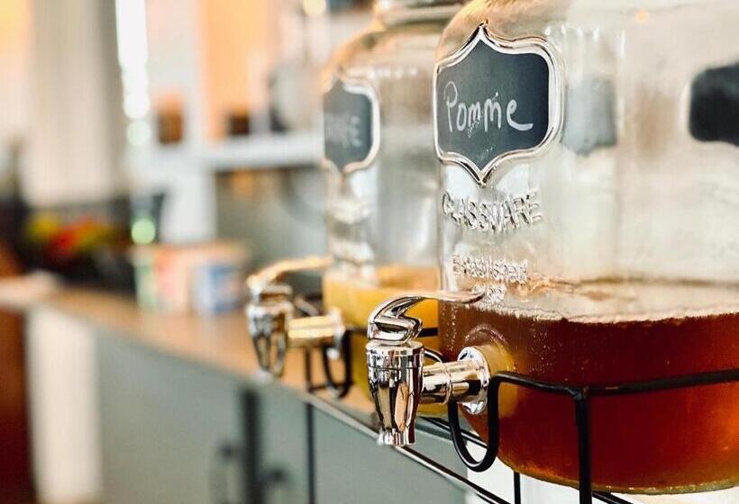 호텔 Le Midi Clermont Cournon