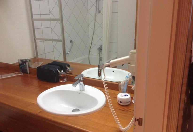 בית מלון כפרי Le Relais Du Velors