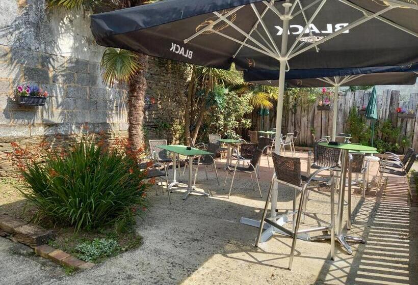 בית מלון כפרי Le Thy