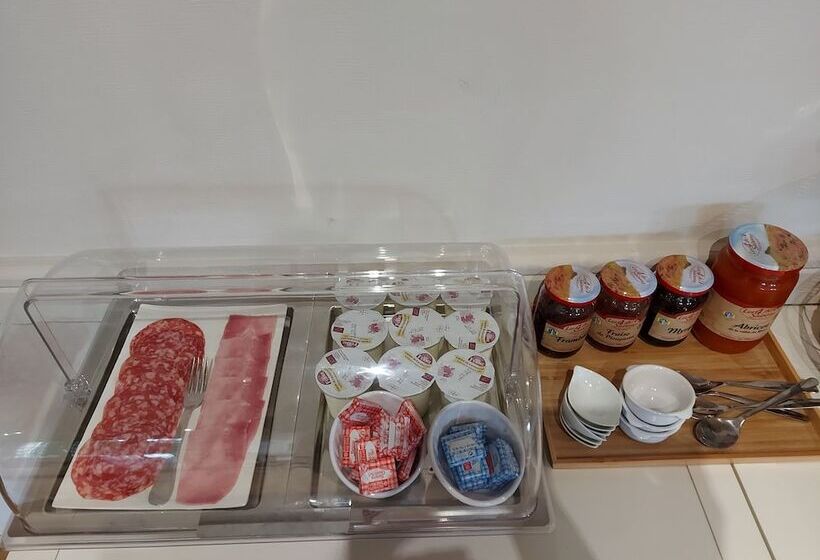 酒店 Logis Hôtel Vannes Nord Le Clos Des Hortensias