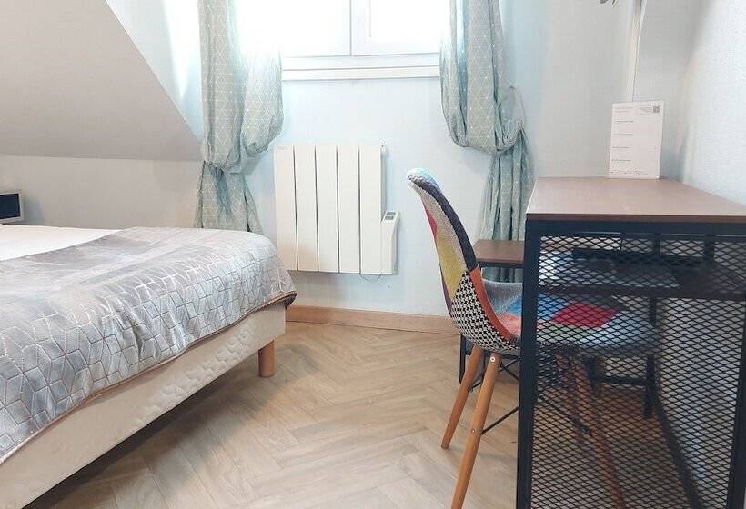 Отель Logis Hôtel Vannes Nord Le Clos Des Hortensias