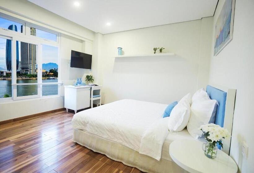 Palmier Hotel   Art House Da Nang