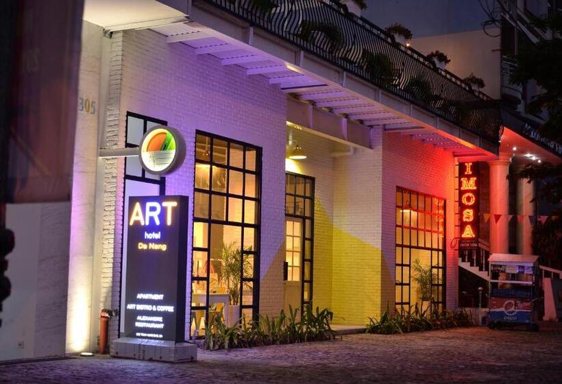 Palmier Hotel   Art House Da Nang