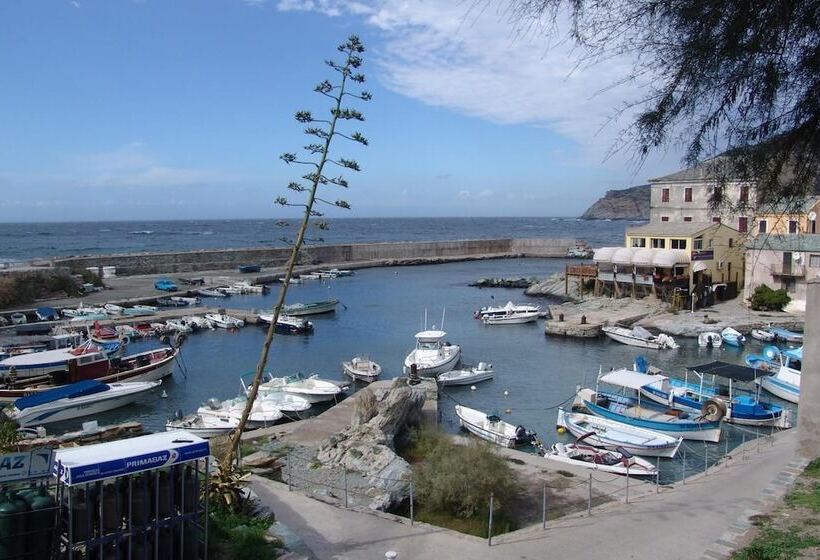 Отель Le Vieux Moulin