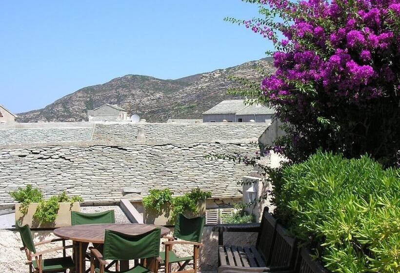 Отель Le Vieux Moulin