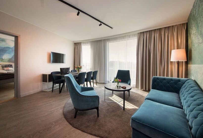 ホテル Scandic Flesland Airport