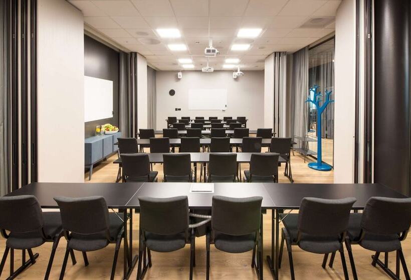 ホテル Scandic Flesland Airport