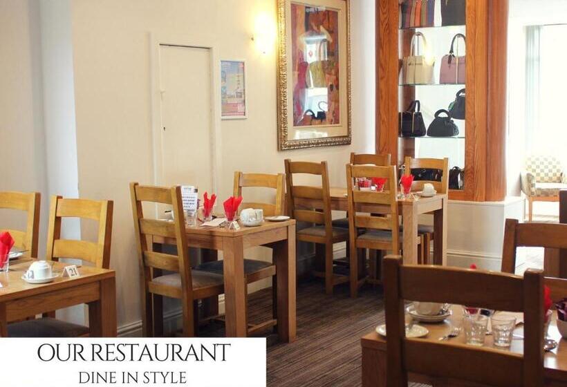 Отель The Royal Alexandra