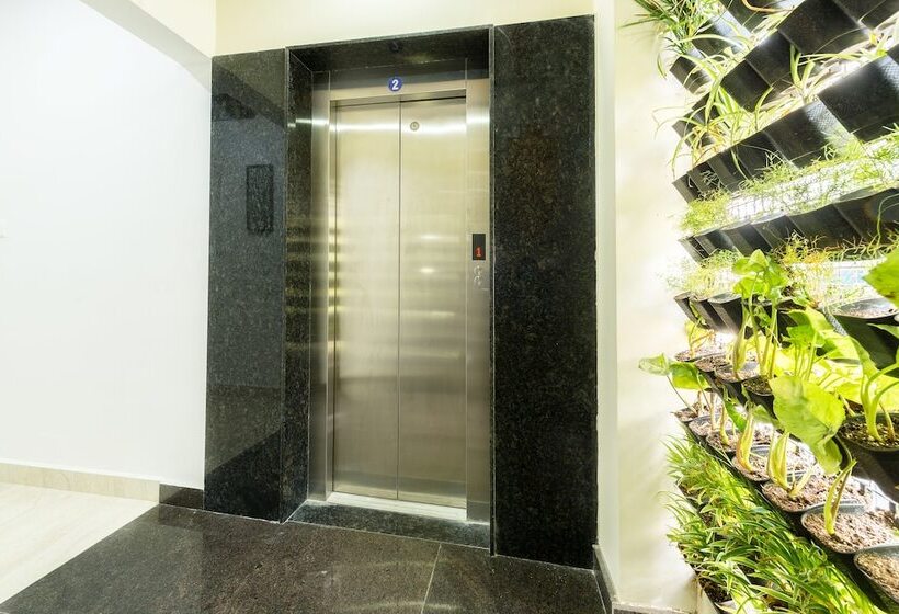 酒店 Treebo Greenwood Premier Suites, Old Airport Road