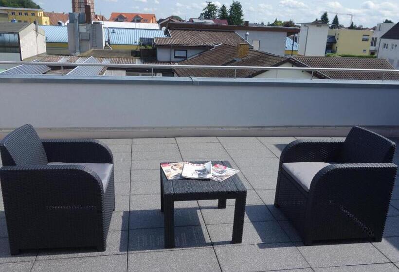 ホテル Victoria Living