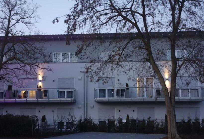 ホテル Victoria Living