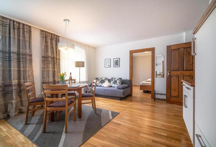 Отель Weingut  Moselloreley