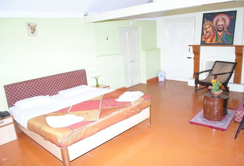 Kstdc Hotel Mayura Sudarshan ,ooty