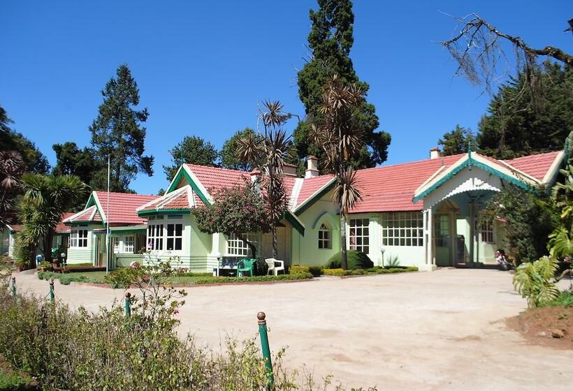 Kstdc Hotel Mayura Sudarshan ,ooty