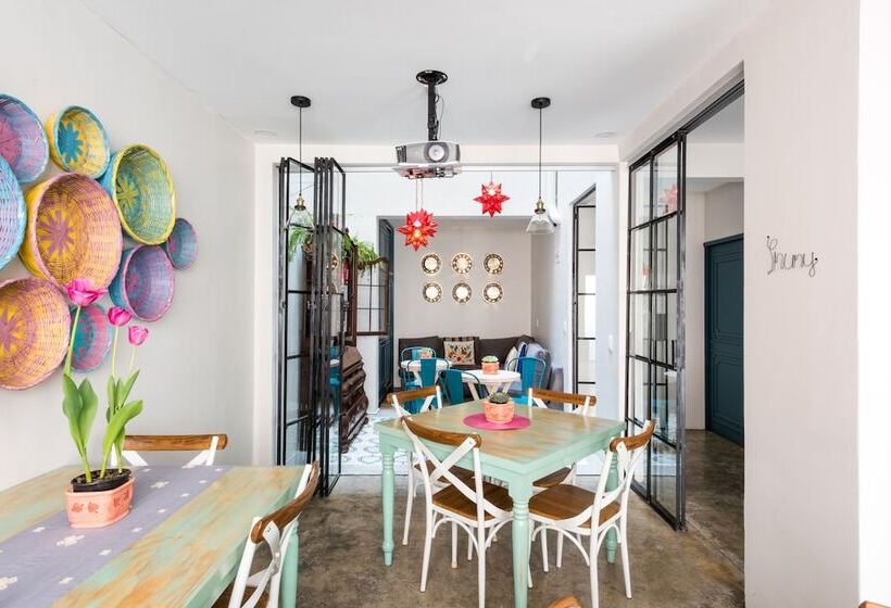 La Palomilla Bed & Breakfast