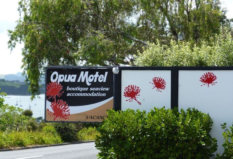 Opua Boutique Seaview Motel