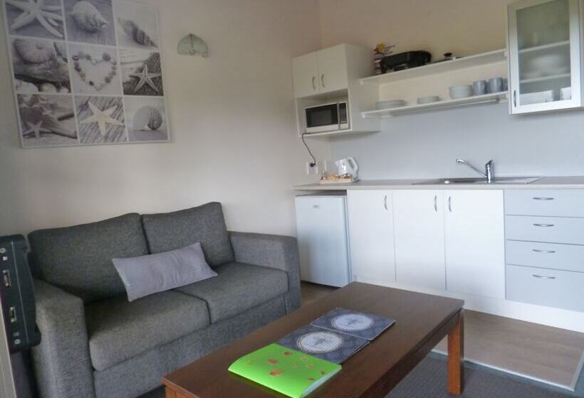 Opua Boutique Seaview Motel