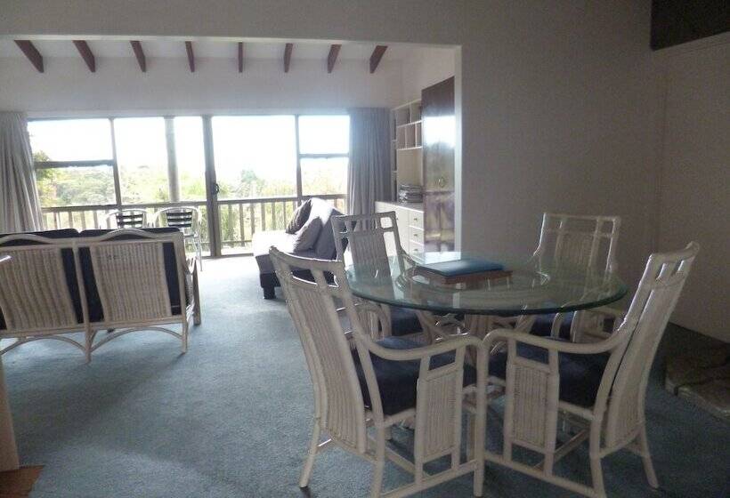 Opua Boutique Seaview Motel