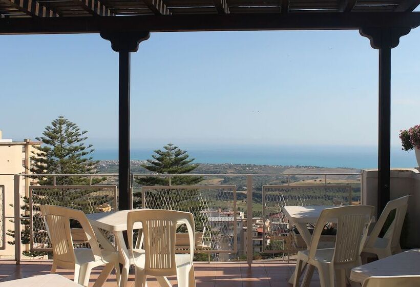 پانسیون Atenea 191