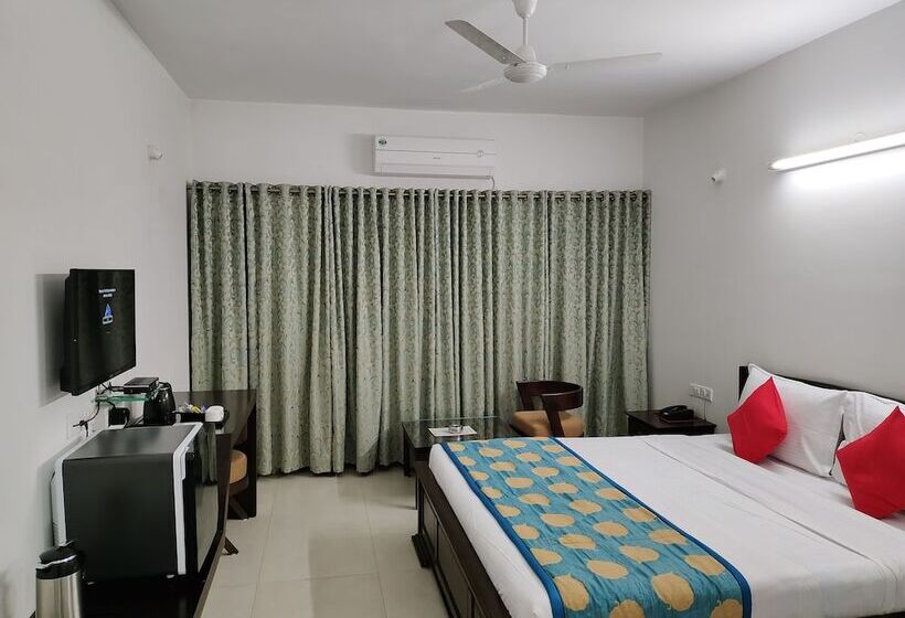 פנסיון Sapphero Resorts A Unit Of Shri Sai Hospitality