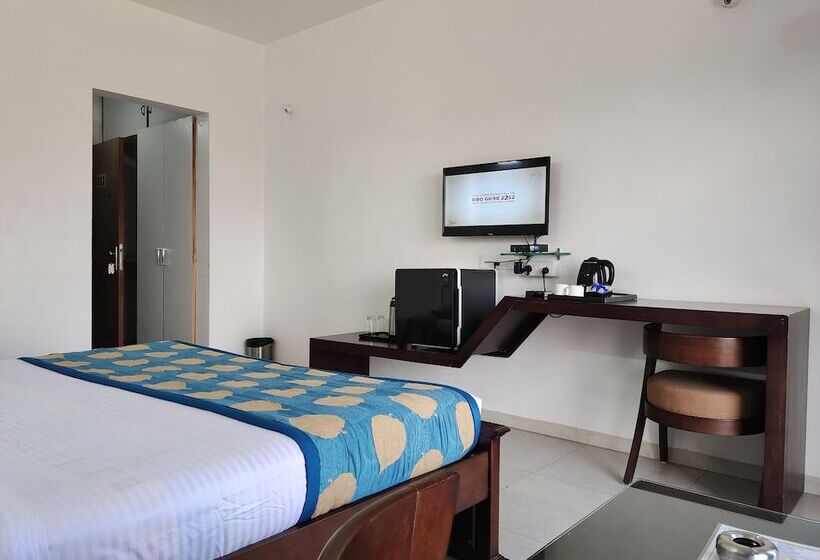 פנסיון Sapphero Resorts A Unit Of Shri Sai Hospitality