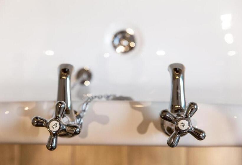 膳宿费 The Grove Cromer