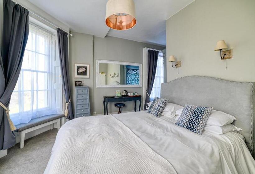 膳宿费 The Grove Cromer