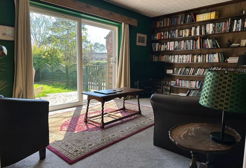 膳宿费 The Grove Cromer