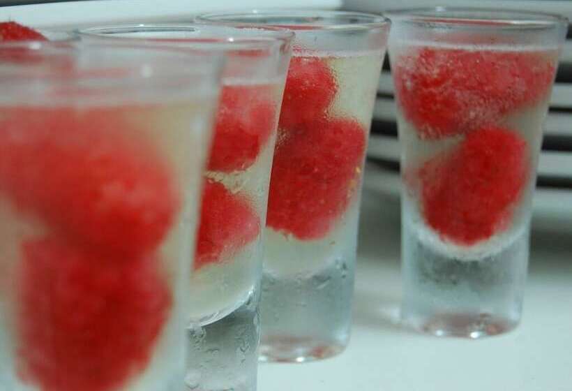 膳宿费 The Grove Cromer