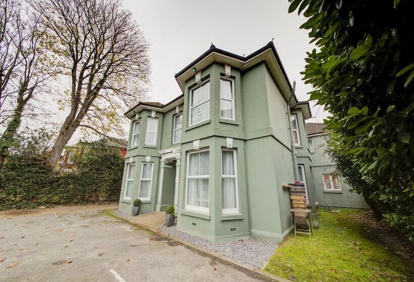 펜션 The Regents Guest House