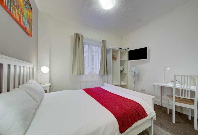 פנסיון The Regents Guest House